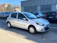Usata Renault Clio II 75 CV (55 kW) 2011 Grigio Berlina