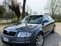 Usata Skoda Superb Elegance 140 CV (102 kW) 2008 Grigio Berlina
