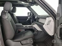 Usado Land Rover Defender S 250 HP (183 kW) 2025 Preto SUV