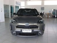Usata Toyota Yaris Cross 92 CV (67 kW) 2022 Verde / green SUV