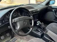 Begagnad BMW 525 Efficient Dynamics 192 HK (141 kW) 1992 Grön Kombi