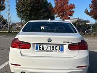 Usata BMW 318 143 CV (105 kW) 2013 Bianco Berlina