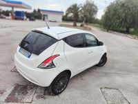 Usata Lancia Ypsilon Gold 69 CV (50 kW) 2018 Bianco Utilitaria