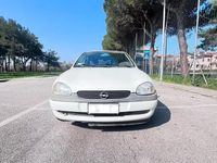 Usata Opel Corsa 60 CV (44 kW) 1998 Bianco Utilitaria