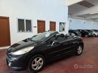 Usata Peugeot 207 CC Roland Garros 120 CV (88 kW) 2008 Nero Cabrio