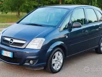 Usata Opel Meriva Enjoy 90 CV (66 kW) 2010 Grigio Monovolume