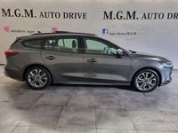 Begagnad Ford Focus ST-Line 155 HK (114 kW) 2023 Grå Kombi