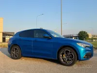 Usata Alfa Romeo Stelvio Veloce 209 CV (153 kW) 2021 Bluazzurro SUV