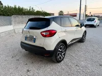 Usata Renault Captur 90 CV (66 kW) 2014 Beige SUV