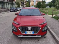 Usata Hyundai Kona Style 120 CV (88 kW) 2018 Rosso SUV