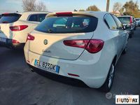 Usata Alfa Romeo Giulietta Progression 170 CV (125 kW) 2012 Bianco Utilitaria