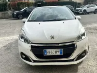 Usata Peugeot 208 Allure 82 CV (60 kW) 2015 Utilitaria