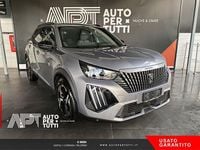 Usata Peugeot 2008 Allure 101 CV (74 kW) 2024 Argento SUV