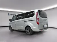 Usata Ford Tourneo Custom Titanium 131 CV (96 kW) 2022 Argento Furgone
