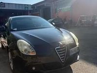 Second-hand Alfa Romeo Giulietta 109 CP (80 kW) 2013 Negru Hatchback
