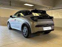Usado Lancia Ypsilon 101 HP (74 kW) 2025 Cinzento Citadino