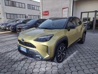 Usata Toyota Yaris Hybrid 92 CV (67 kW) 2022 Giallo Pick-up