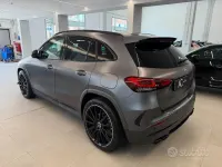 Usata Mercedes GLA200 Premium 150 CV (110 kW) 2022 Grigio scuro SUV
