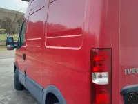 Usata Iveco Daily 116 CV (85 kW) 2007 Rosso Furgone
