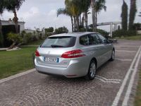 Usata Peugeot 308 SW Business-Line 100 CV (73 kW) 2016 Argento Station wagon