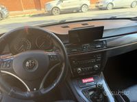 Begagnad BMW 318 143 HK (105 kW) 2008 Svart Kombi