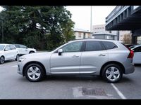 Usata Volvo XC60 Core 197 CV (144 kW) 2023 Grigio chiaro SUV