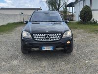 Usata Mercedes ML320 224 CV (164 kW) 2007 Nero SUV