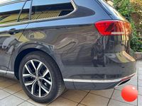 Usata VW Passat Executive 200 CV (147 kW) 2021 Grigio Station wagon