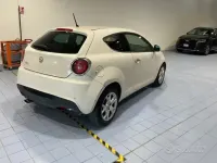 Occasion Alfa Romeo MiTo Distinctive 95 ch (69 kW) 2010 Blanc Citadine
