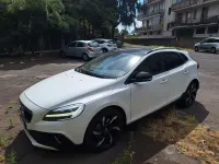 Usata Volvo V40 CC 150 CV (110 kW) 2017 Bianco Station wagon