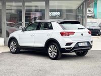 Usata VW T-Roc 110 CV (80 kW) 2021 Grigio SUV