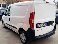 Usata Fiat Doblò Trekking 105 CV (77 kW) 2021 Bianco Monovolume