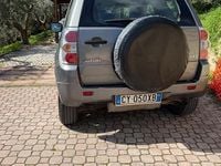 Usata Suzuki Grand Vitara 185 CV (136 kW) 2006 Grigio SUV