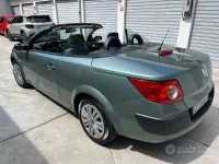 Usata Renault Mégane Cabriolet 111 CV (81 kW) 2004 Grigio Cabrio