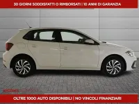 Usata VW Polo Life 95 CV (69 kW) 2023 Beige Utilitaria