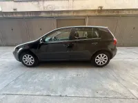 Usata VW Golf V 105 CV (77 kW) 2007 Nero Utilitaria
