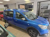 Usata Dacia Dokker Stepway 90 CV (66 kW) 2017 Blu/azzurro Monovolume