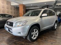 Usata Toyota RAV4 Sol 136 CV (100 kW) 2008 Argento SUV