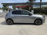 Usata Peugeot 208 101 CV (74 kW) 2024 Grigio Utilitaria