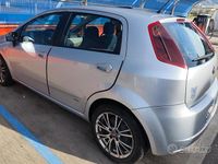 Usata Fiat Grande Punto 90 CV (66 kW) 2006 Grigio Utilitaria