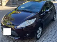 Usata Ford Fiesta Titanium 97 CV (71 kW) 2010 Rosso Berlina