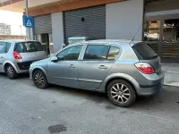 Usata Opel Astra 120 CV (88 kW) 2007 Grigio Berlina