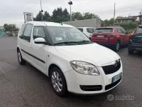 Occasion Skoda Roomster Comfort 86 ch (63 kW) 2009 Blanc Monospace