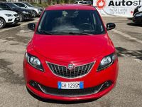 Usata Lancia Ypsilon Silver 69 CV (50 kW) 2022 Rosso Utilitaria