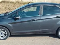 Usata Ford Fiesta Titanium 97 CV (71 kW) 2016 Grigio Utilitaria
