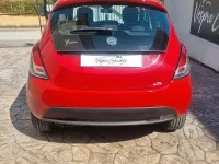 Usata Lancia Ypsilon 69 CV (50 kW) 2012 Rosso Utilitaria