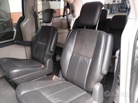 Usata Chrysler Grand Voyager 163 CV (119 kW) 2010 Grigio Monovolume