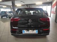 Occasion VW Golf VIII Life 131 ch (96 kW) 2022 Noir Berline