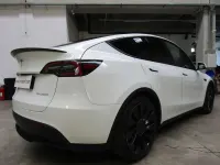 Usata Tesla Model Y Performance 158 kW (215 CV) 2023 Pearl white SUV