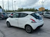 Usata Lancia Ypsilon S 95 CV (69 kW) 2012 Bianco Utilitaria